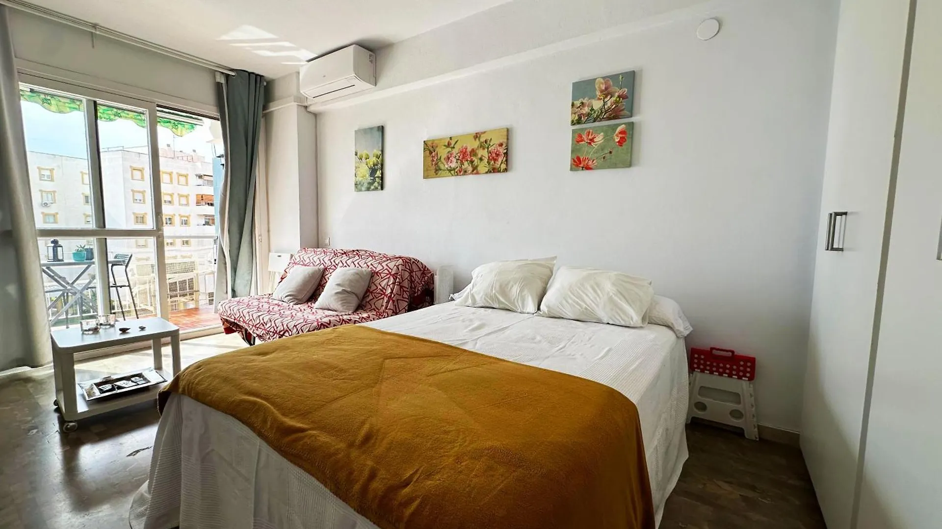 Hac - Terraza Con Vistas Al Mar, Wifi, Centro A 200 Metros, Playa A 600 Metros Lägenhet Torremolinos