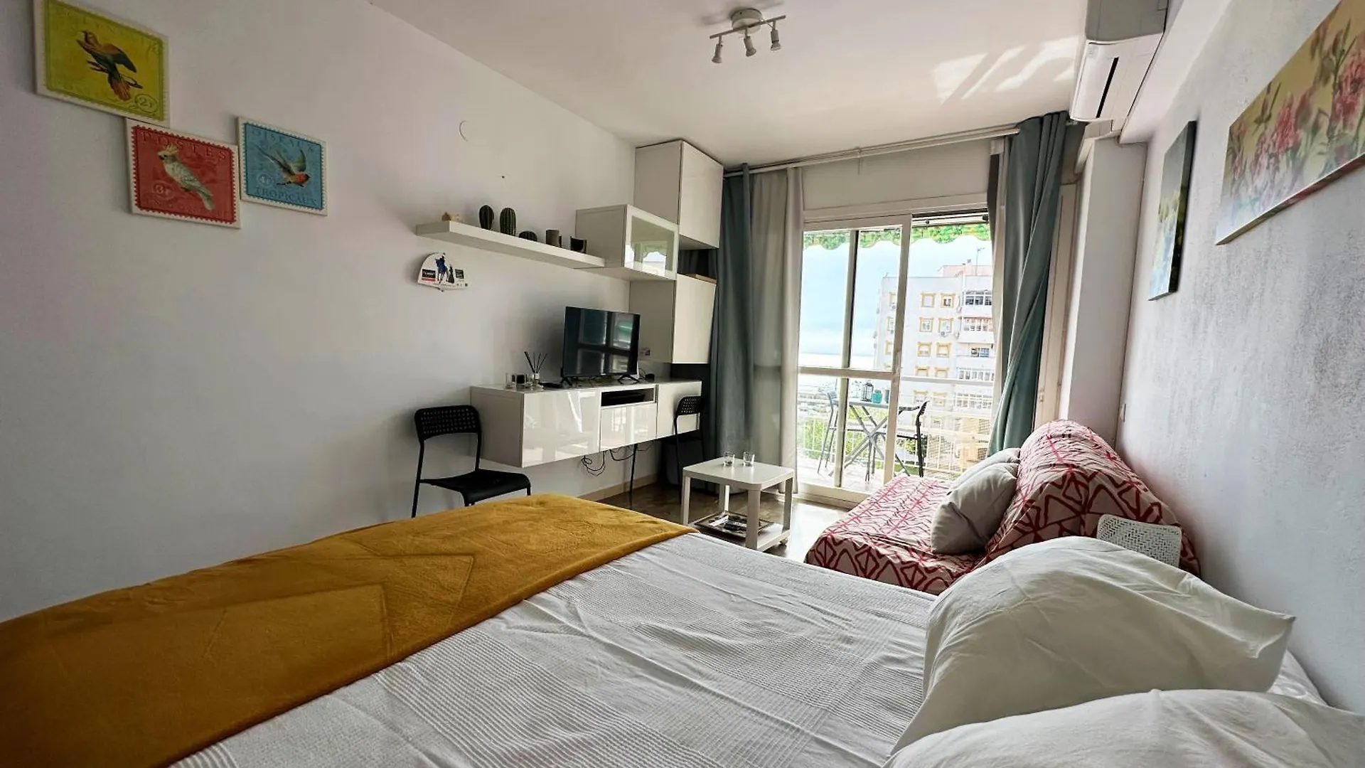 Hac - Terraza Con Vistas Al Mar, Wifi, Centro A 200 Metros, Playa A 600 Metros Apartment Torremolinos