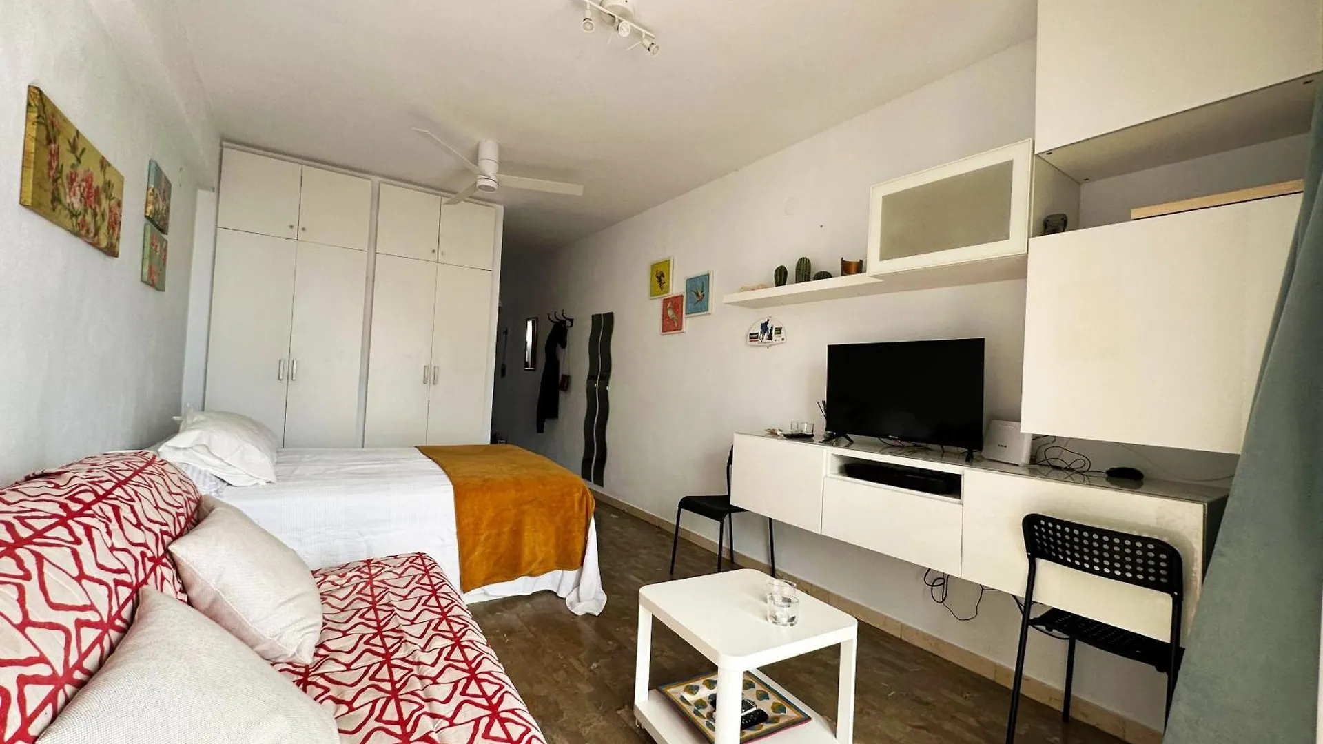 Hac - Terraza Con Vistas Al Mar, Wifi, Centro A 200 Metros, Playa A 600 Metros Apartment Torremolinos Spain